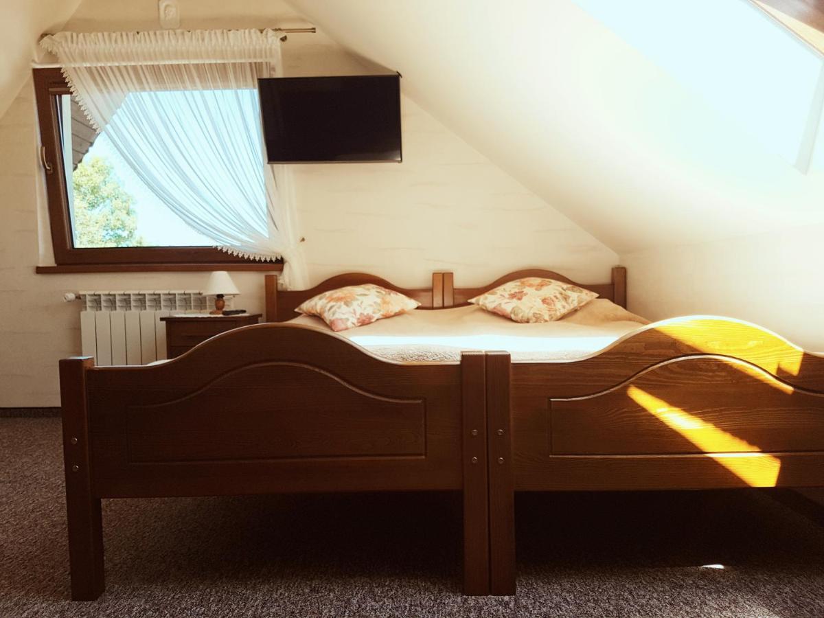 Dw Basia Pokoje I Apartament ビャウカ エクステリア 写真