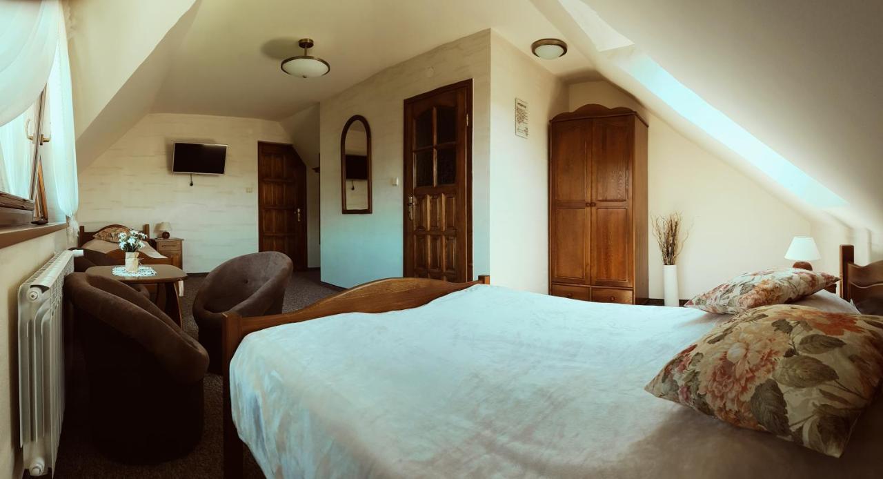 Dw Basia Pokoje I Apartament ビャウカ エクステリア 写真