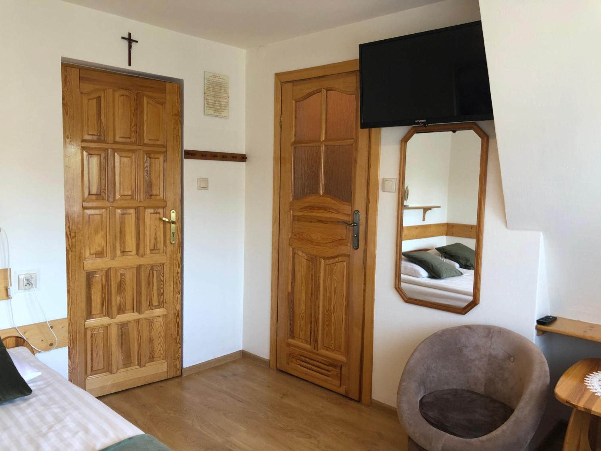 Dw Basia Pokoje I Apartament ビャウカ エクステリア 写真