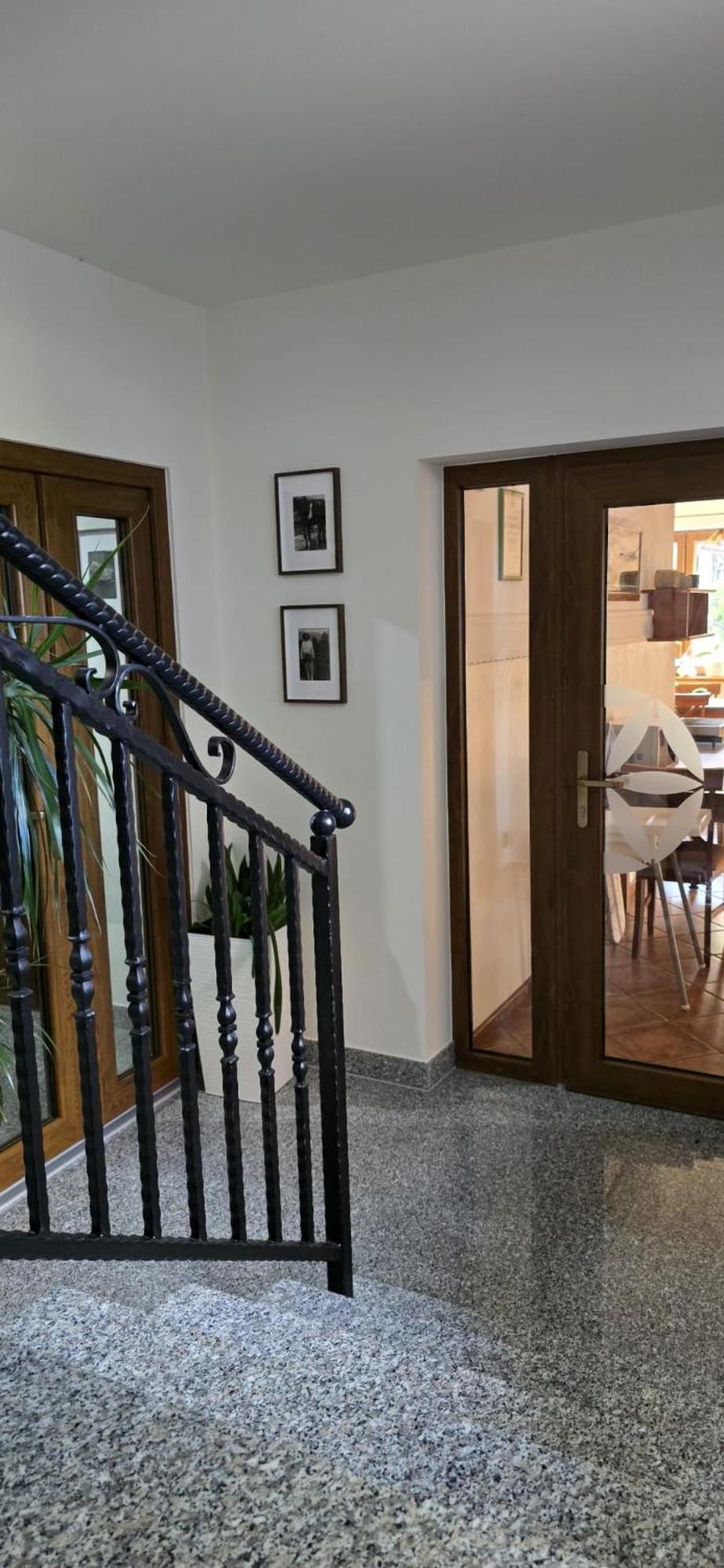 Dw Basia Pokoje I Apartament ビャウカ エクステリア 写真