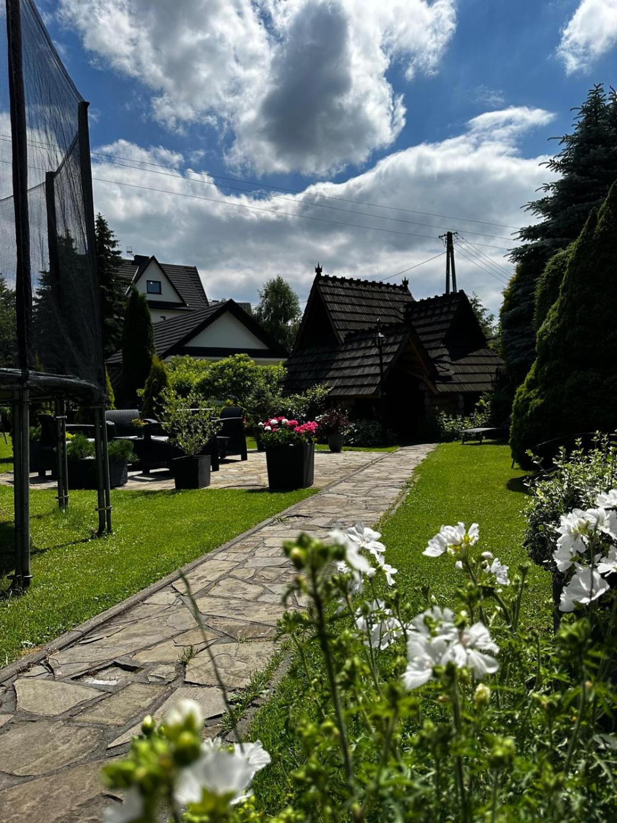 Dw Basia Pokoje I Apartament ビャウカ エクステリア 写真