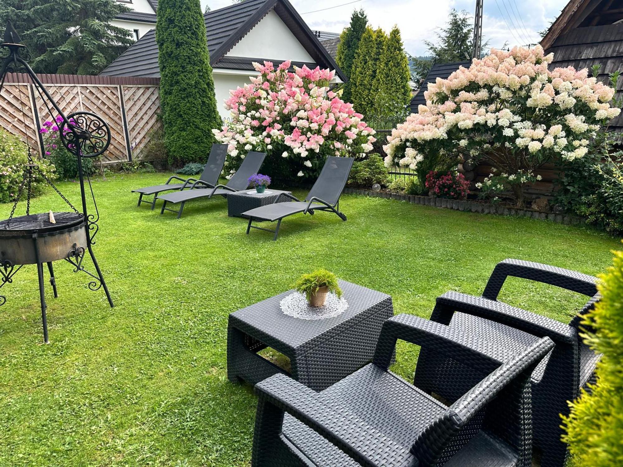 Dw Basia Pokoje I Apartament ビャウカ エクステリア 写真